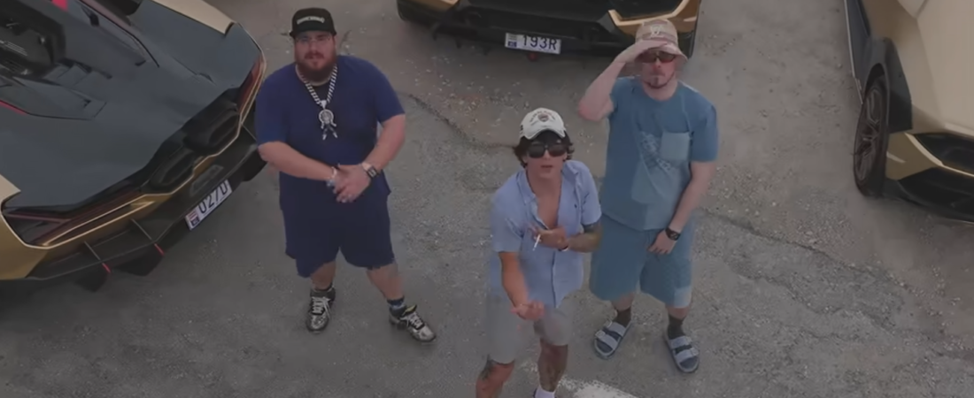 Tractopelle Musik – A Monaco Ft Baby Kirua (Clip Officiel)